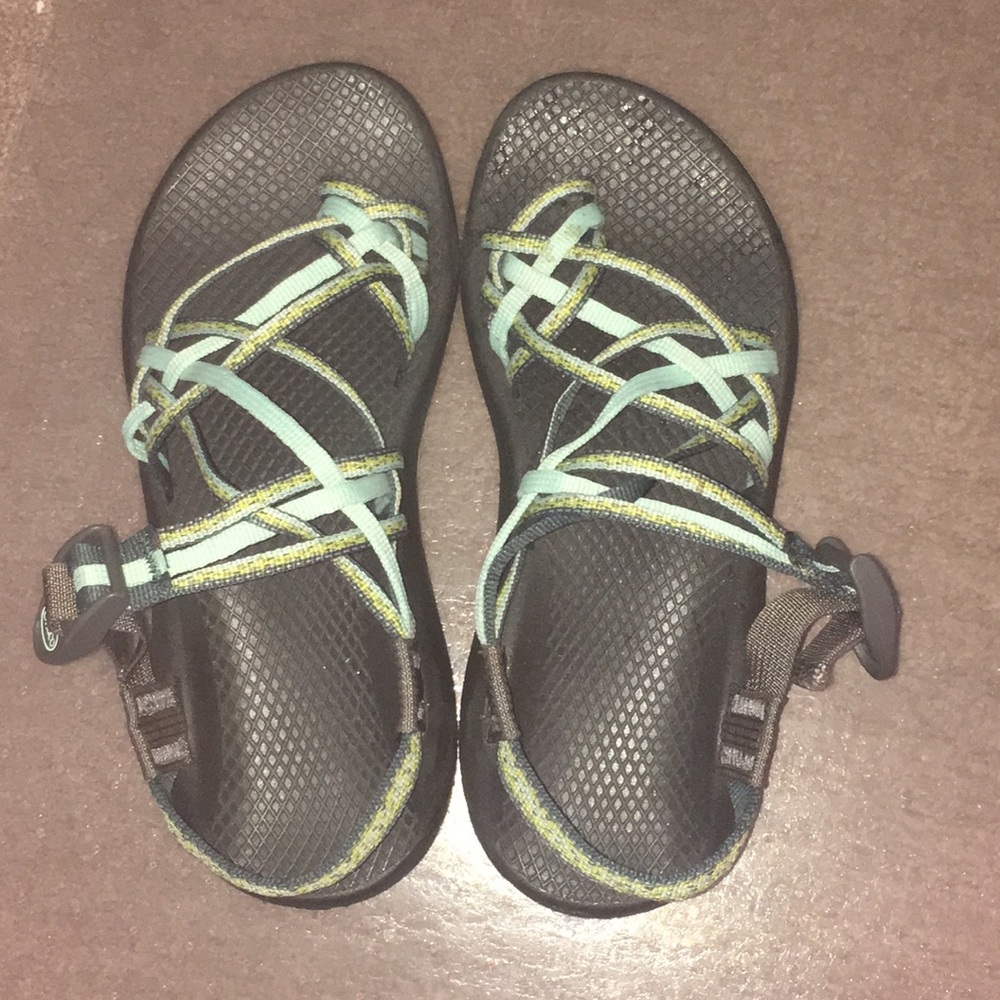 Chacos Size 7